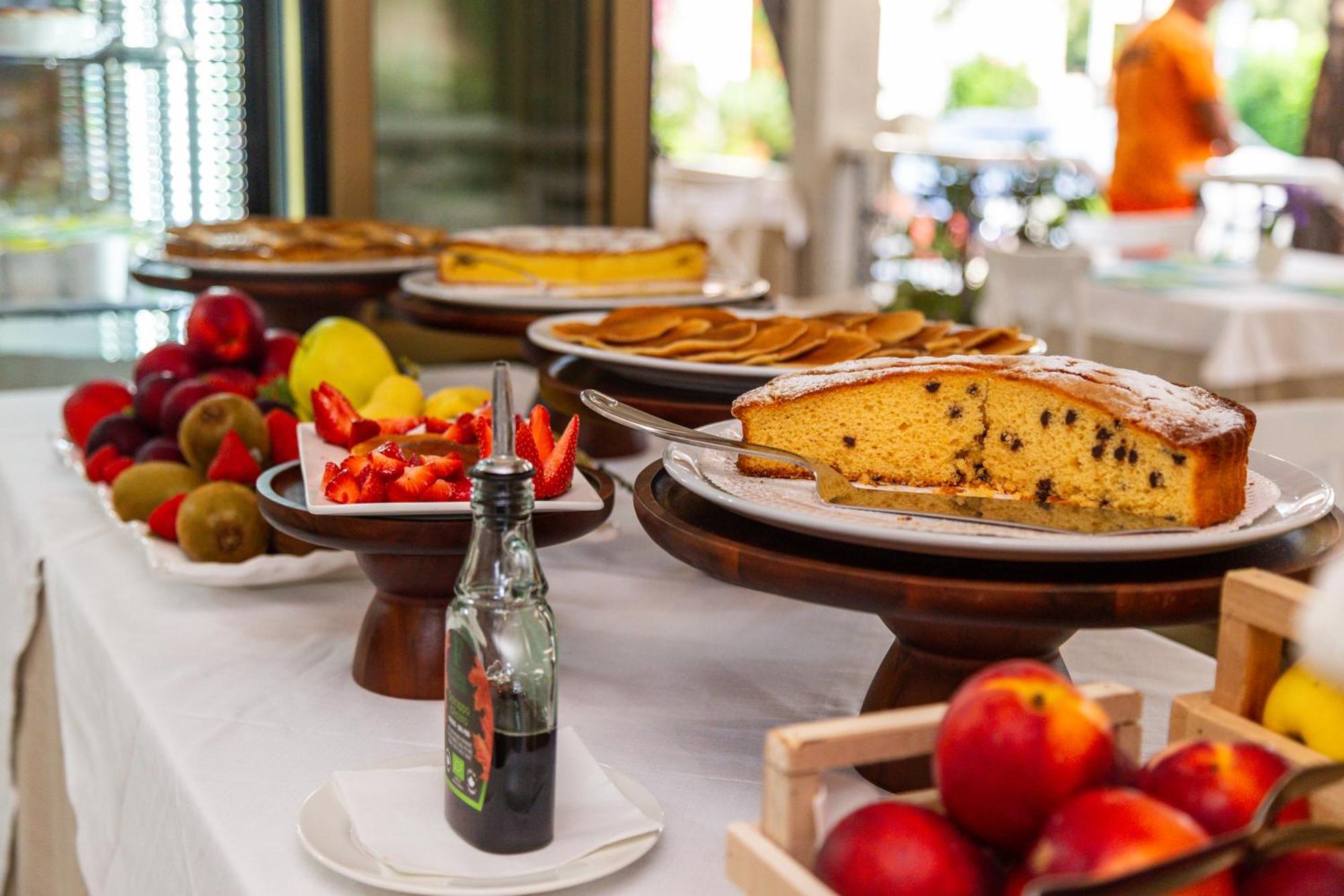 Hotel Donatella Posada  Bagian luar foto