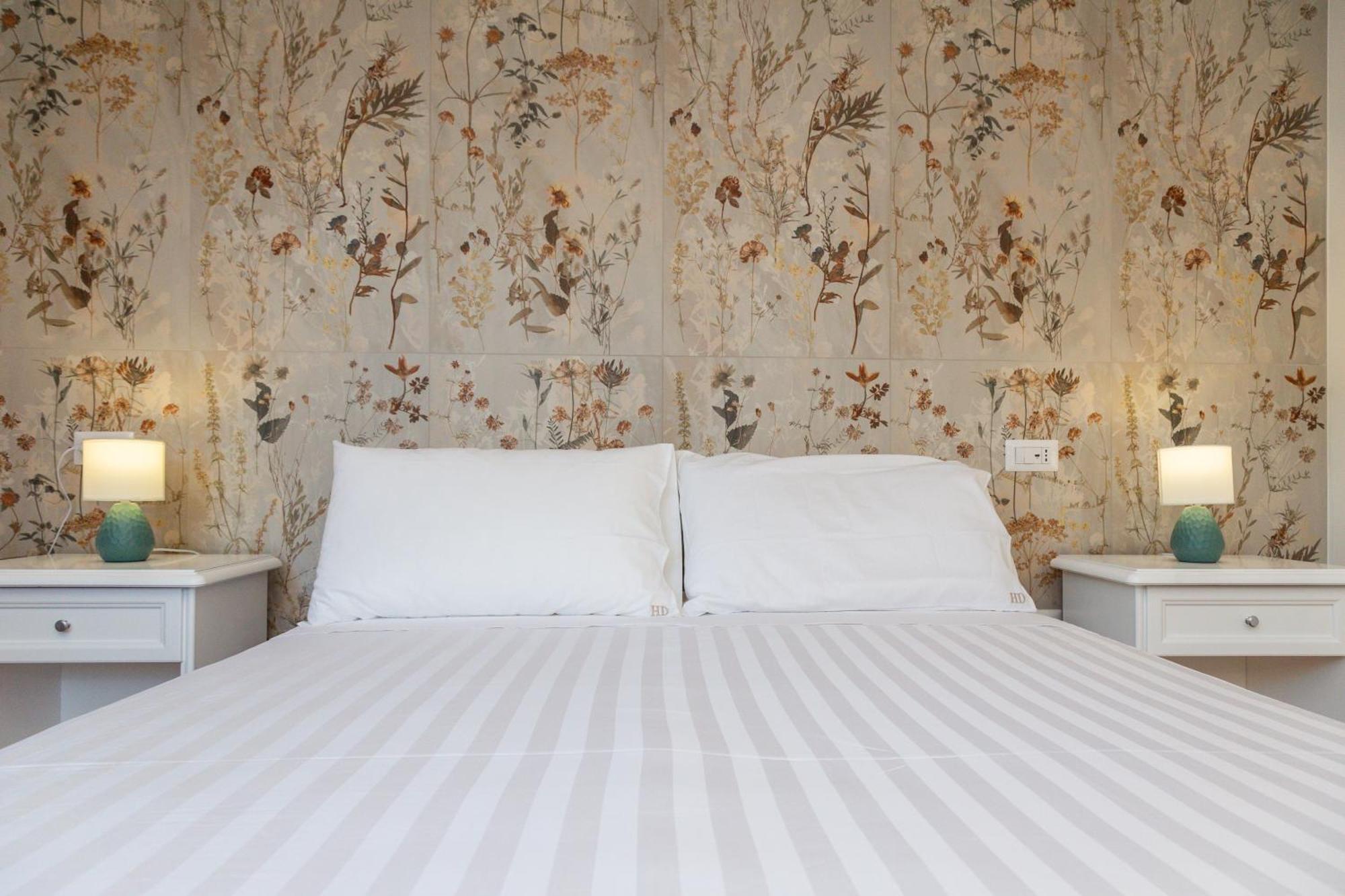 Hotel Donatella Posada  Bagian luar foto