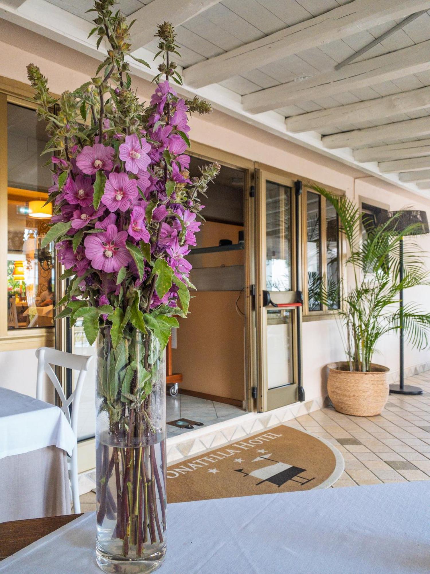 Hotel Donatella Posada  Bagian luar foto