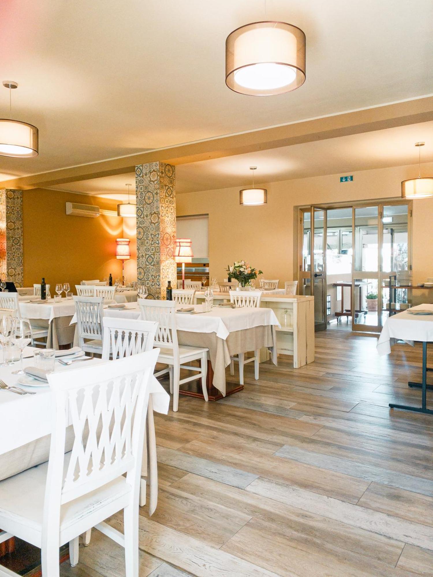 Hotel Donatella Posada  Bagian luar foto